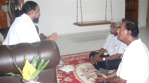 3 Guru Mahan Discussion with Mr Balakrishan & Mr Shanmugam