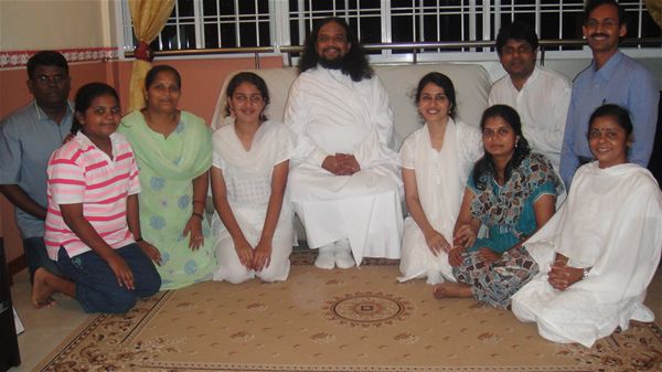 5 Guru Mahan Visit to Mr &Mrs Chandran Family